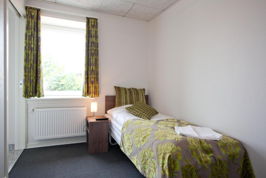 Turisthotellet Oksbøl Zimmer foto